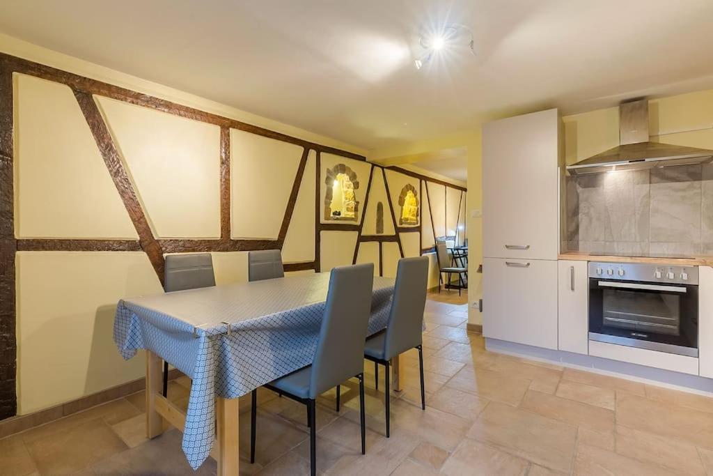 Court Sejour Apartment Houssen Luaran gambar